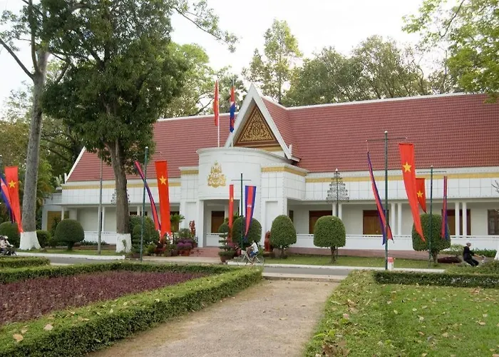 Angkor Village & Siem Reap