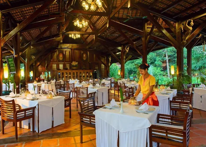 Angkor Village & Siem Reap