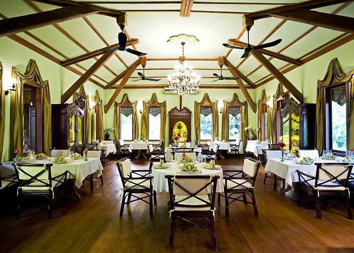 Angkor Village & Siem Reap
