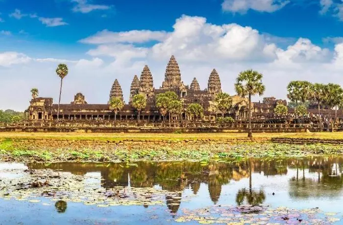 Resort Angkor Village & Siem Reap