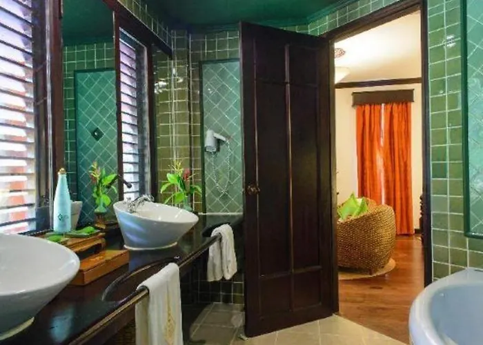 Angkor Village & Resort