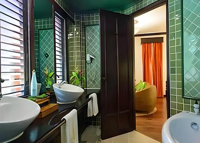 Angkor Village & Resort