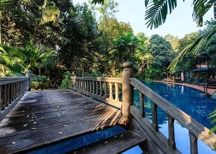 Angkor Village & Resort 5*