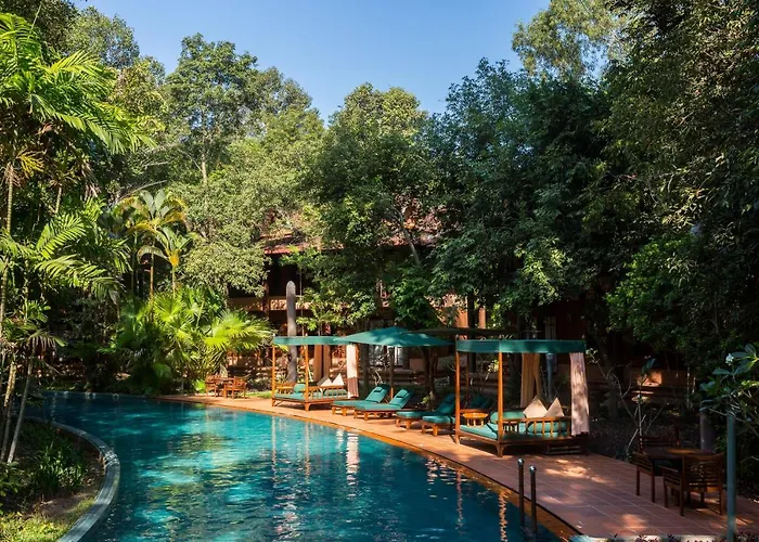 Angkor Village & Siem Reap