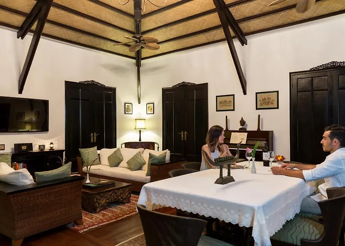 Angkor Village & 5*