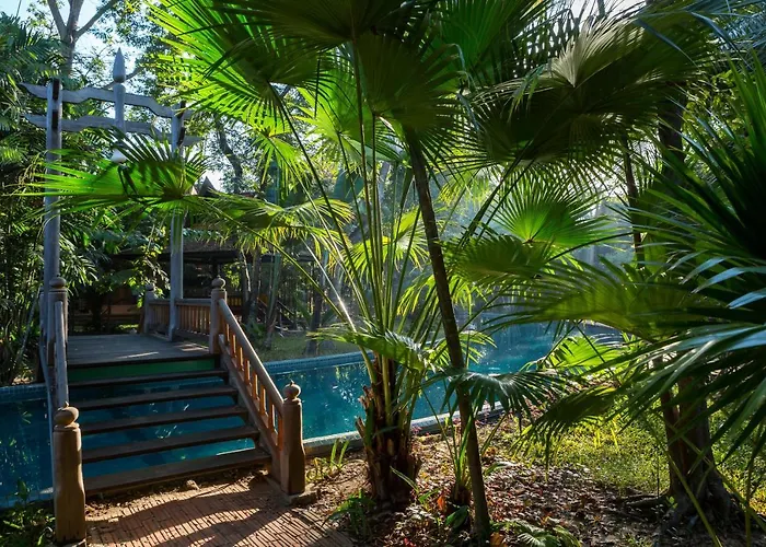 Angkor Village & 5*