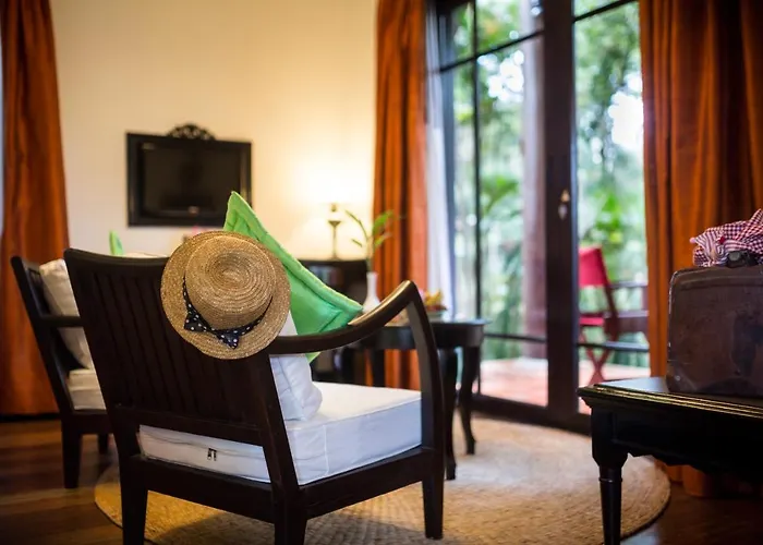 Resort Angkor Village & Siem Reap